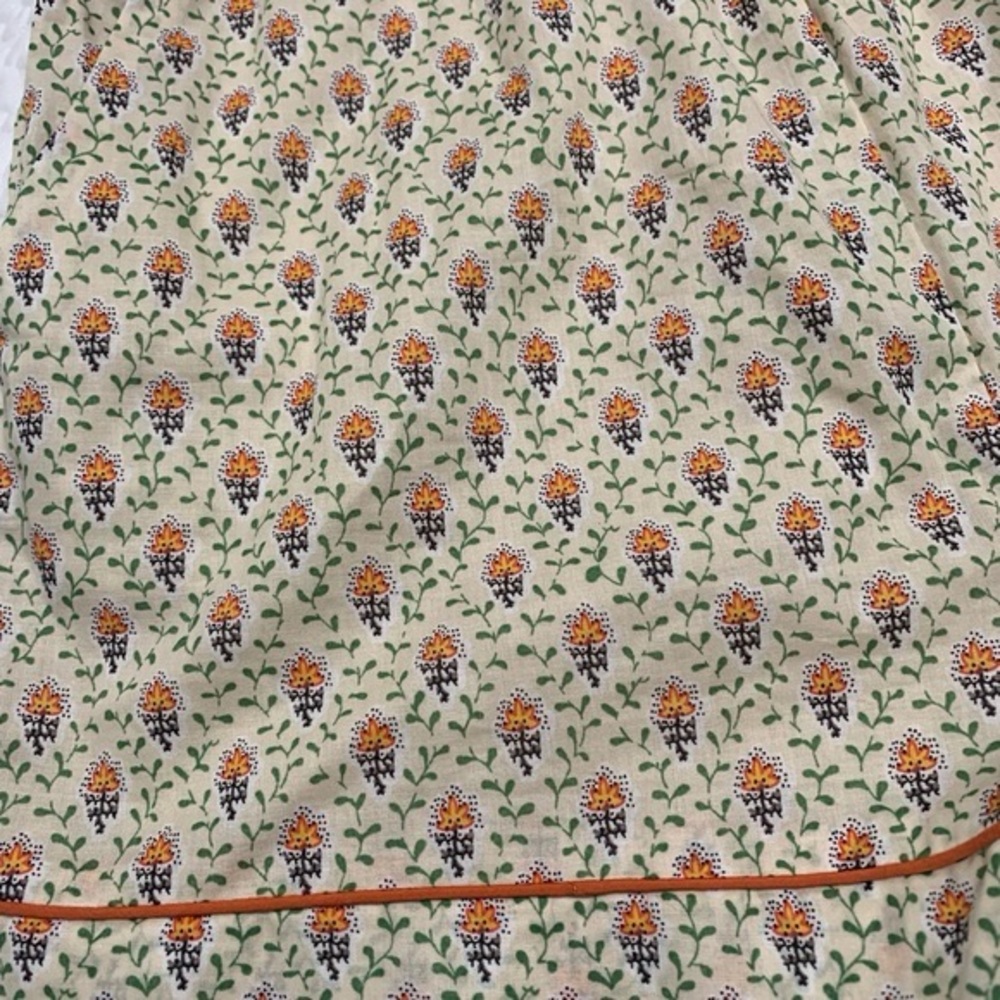 TWO PIECE TOP & SHORTS KOURT Floral Puff Sleeve Crop Top And Shorts Set     NWT - Picture 12 of 14